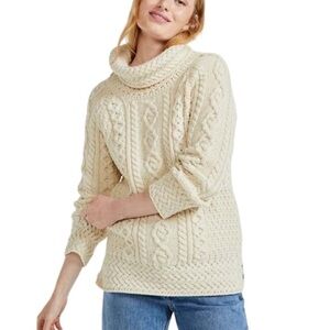 Aran Woolen Mills Ireland Cable Knit Turtleneck Sweater Cream XS